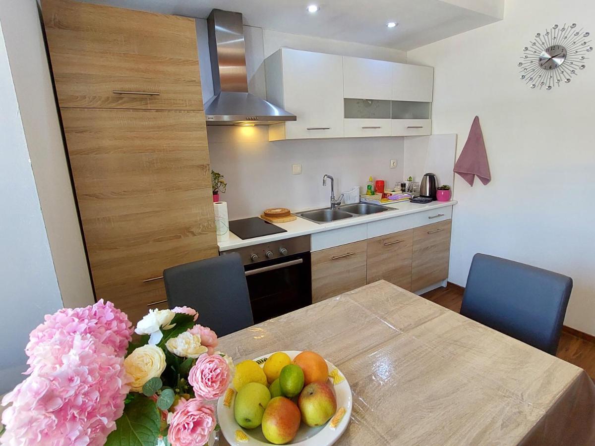 Mexicana Apartment Pink Zadar Exteriör bild